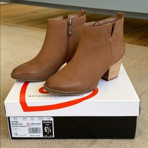 Blondo Norma waterproof bootie